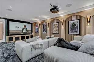 1801 Pine Ave, Manhattan Beach, CA 90266 - Photo 50