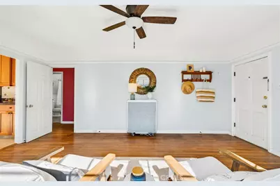 1725 S Centre Street, San Pedro, CA 90731 - Photo 10