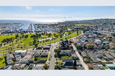 1725 S Centre Street, San Pedro, CA 90731 - Photo 36