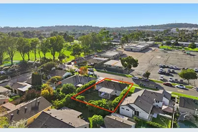 2324 Roycroft Avenue, Long Beach, CA 90815 - Photo 36