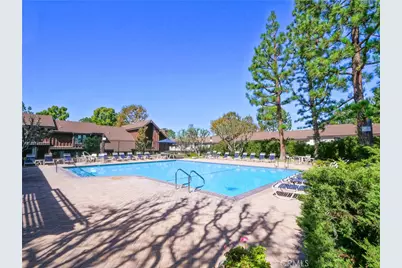 1280 Stonewood Court, San Pedro, CA 90732 - Photo 26