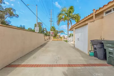 5176 W 134th Place, Hawthorne, CA 90250 - Photo 10