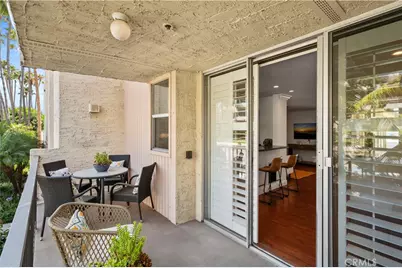 555 Esplanade #320, Redondo Beach, CA 90277 - Photo 32