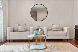 555 Esplanade, Redondo Beach, CA 90277 - Photo 12