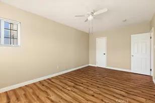 410 E 21st St, Long Beach, CA 90806 - Photo 14