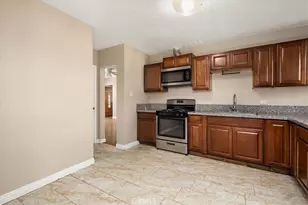 410 E 21st St, Long Beach, CA 90806 - Photo 10