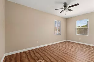 410 E 21st St, Long Beach, CA 90806 - Photo 16
