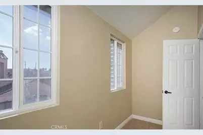 410 E 21st Street, Long Beach, CA 90806 - Photo 6