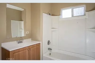 410 E 21st Street, Long Beach, CA 90806 - Photo 12