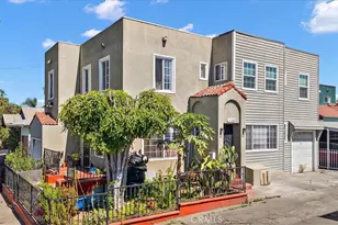 410 E 21st St, Long Beach, CA 90806 - Photo 2