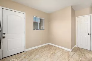 410 E 21st St, Long Beach, CA 90806 - Photo 16