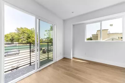 4453 Colfax Ave, Studio City, CA 91602 - Photo 16