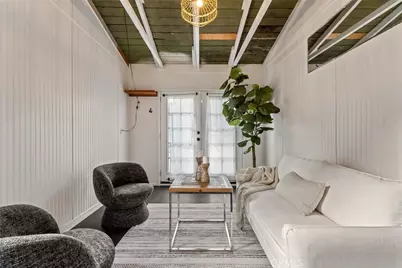 6072 Delphi, Los Angeles, CA 90042 - Photo 18