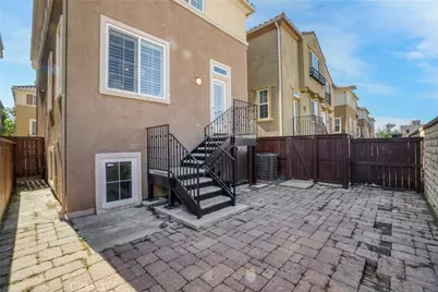 1309 Songbird Way, Torrance, CA 90501 - Photo 32