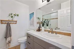 311 Aviation Pl, Manhattan Beach, CA 90266 - Photo 32