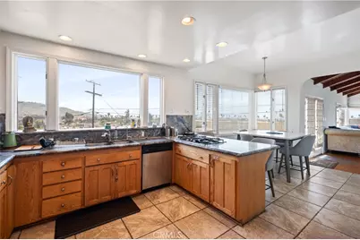 304 Avenue E, Redondo Beach, CA 90277 - Photo 16