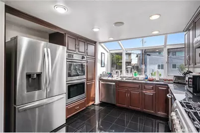 867 Aubrey Court #1, Hermosa Beach, CA 90254 - Photo 10