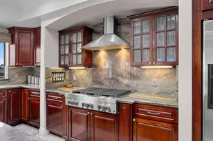 512 Esplanade, Redondo Beach, CA 90277 - Photo 6