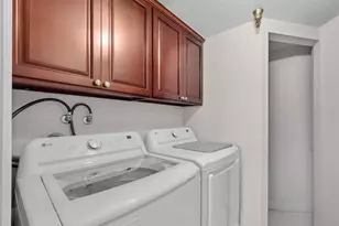 512 Esplanade, Redondo Beach, CA 90277 - Photo 18