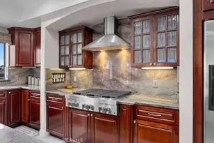 512 Esplanade, Redondo Beach, CA 90277 - Photo 8