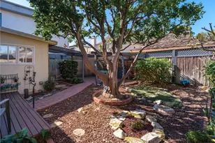 2205 Pacific Ave, Manhattan Beach, CA 90266 - Photo 12