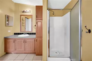 16600 Downey, Paramount, CA 90723 - Photo 24