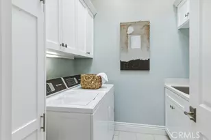 219 Avenue H, Redondo Beach, CA 90277 - Photo 26