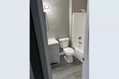 4060 Brighton, Los Angeles, CA 90062 - Photo 12