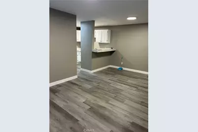 4060 Brighton, Los Angeles, CA 90062 - Photo 6