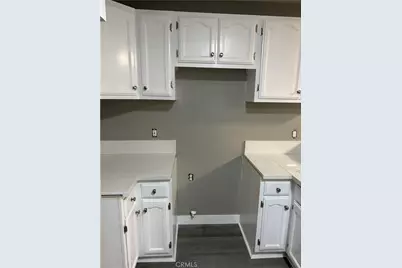 4060 Brighton, Los Angeles, CA 90062 - Photo 8