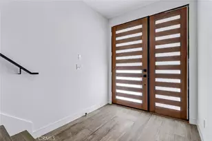 2302 Perkins Ln, Redondo Beach, CA 90278 - Photo 2