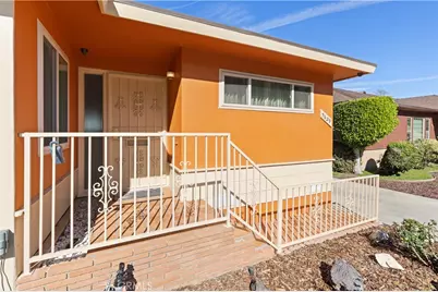 5629 Brushton, Los Angeles, CA 90008 - Photo 4