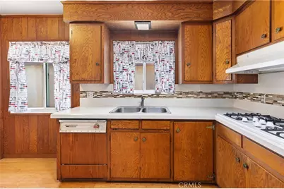 5629 Brushton, Los Angeles, CA 90008 - Photo 12