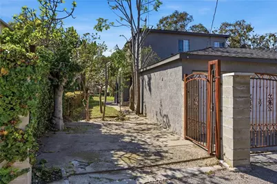 2117 Stewart Street, Santa Monica, CA 90404 - Photo 6