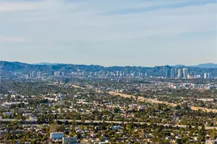 7415 Henefer, Los Angeles, CA 90045 - Photo 28