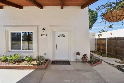 30325 San Jacinto, Hemet, CA 92543 - Photo 2