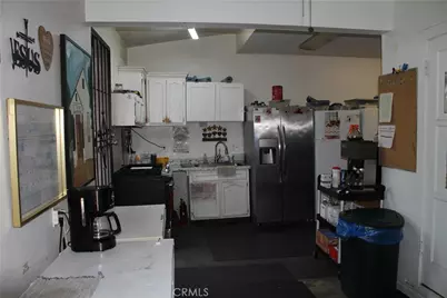 6035 Mesa, Los Angeles, CA 90042 - Photo 12