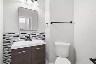 10105 S Main St, Los Angeles, CA 90003 - Photo 12