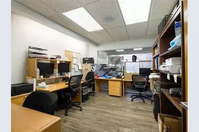 571 W 7th Street, San Pedro, CA 90731 - Photo 12