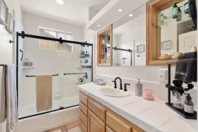 518 W 213th, Carson, CA 90745 - Photo 18