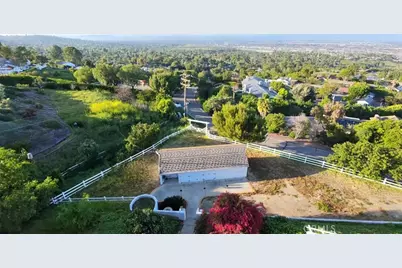 49 Saddleback, Rolling Hills, CA 90274 - Photo 22