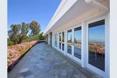 49 Saddleback, Rolling Hills, CA 90274 - Photo 18