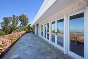 49 Saddleback, Rolling Hills, CA 90274 - Photo 18