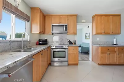 2225 Grenadier Drive, San Pedro, CA 90732 - Photo 18