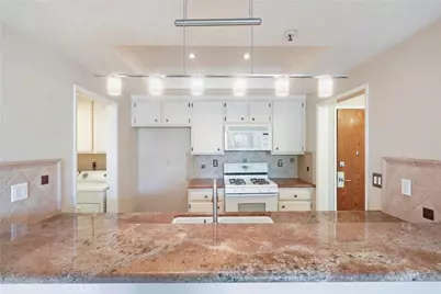 2571 Plaza Del Amo #209, Torrance, CA 90503 - Photo 8