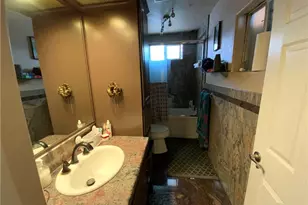 458 W 15th St, San Pedro, CA 90731 - Photo 6