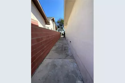 458 W 15th Street, San Pedro, CA 90731 - Photo 18