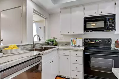 5917 Armaga Spring, Rancho Palos Verdes, CA 90275 - Photo 6