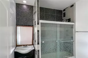 1251 N Commonwealth, Los Angeles, CA 90029 - Photo 20