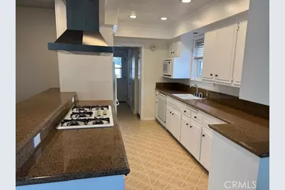4811 Highgrove Avenue, Torrance, CA 90505 - Photo 6